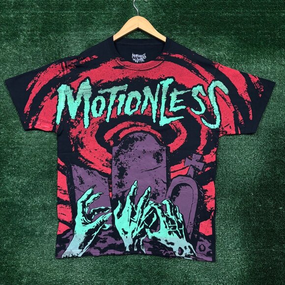 Motionless in White Graveyard Shift All Over Rock T-Shirt Size Large - Picture 1 of 4
